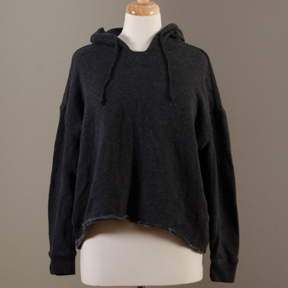 NEW Brandy Melville black pullover Kendrick hoodie cropped